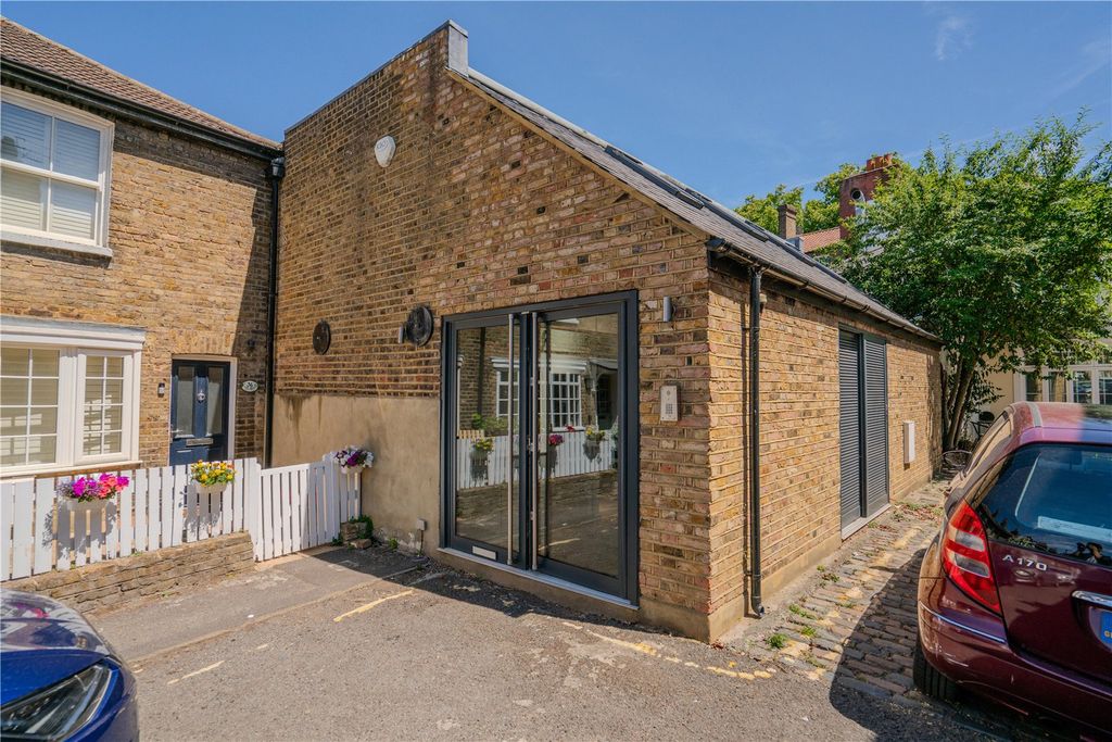 Property photo 1 of 14 Picture No. 05