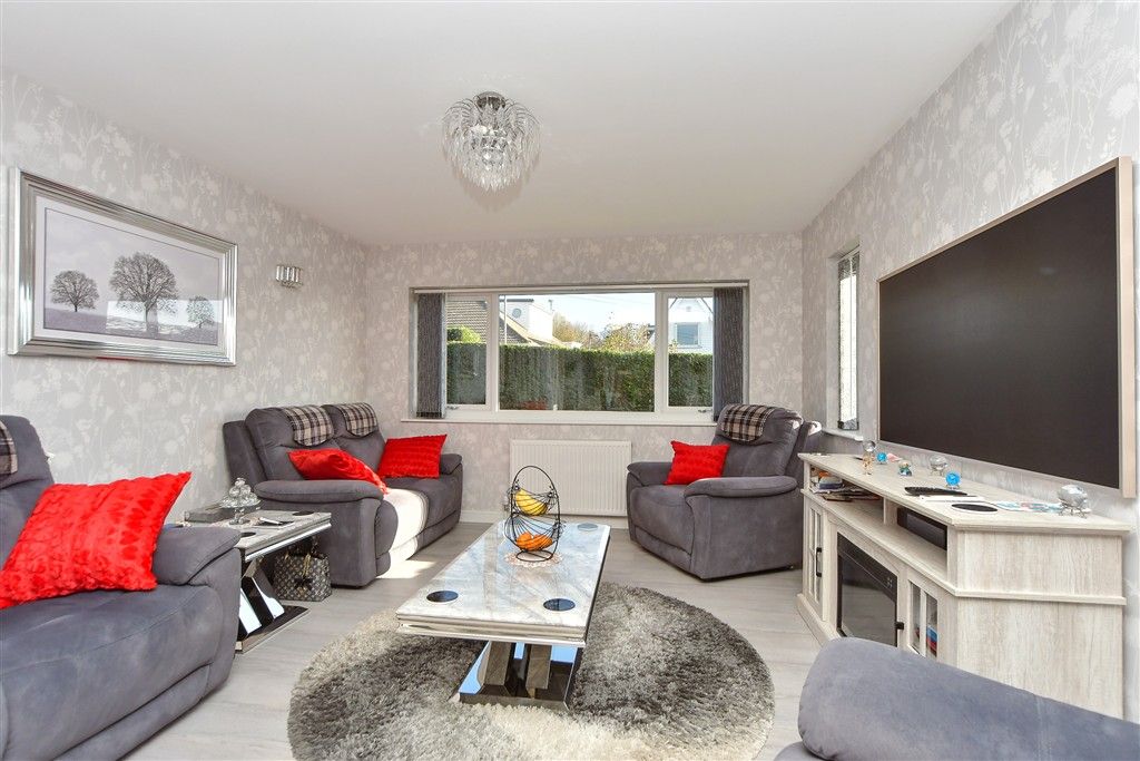 Property photo 1 of 15 Lounge/Diner