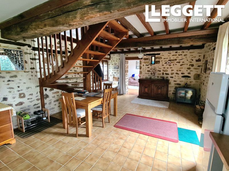 Property photo 3 of 10