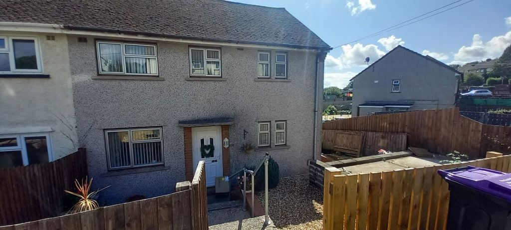 Property photo 1 of 2