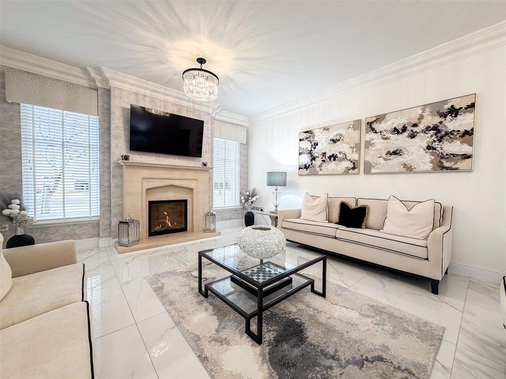 Property photo 2 of 43 Formal Lounge