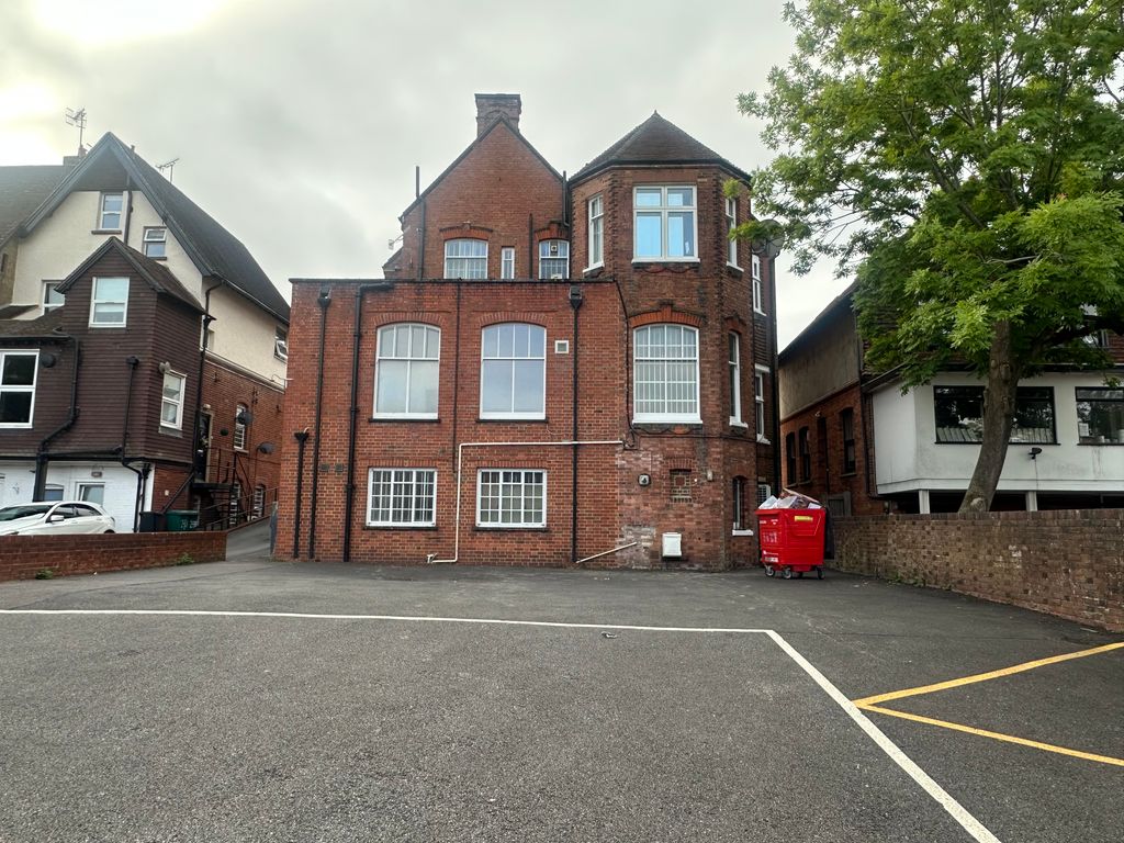 Property photo 2 of 4