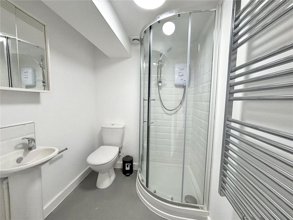 Property photo 3 of 6 Picture No. 01