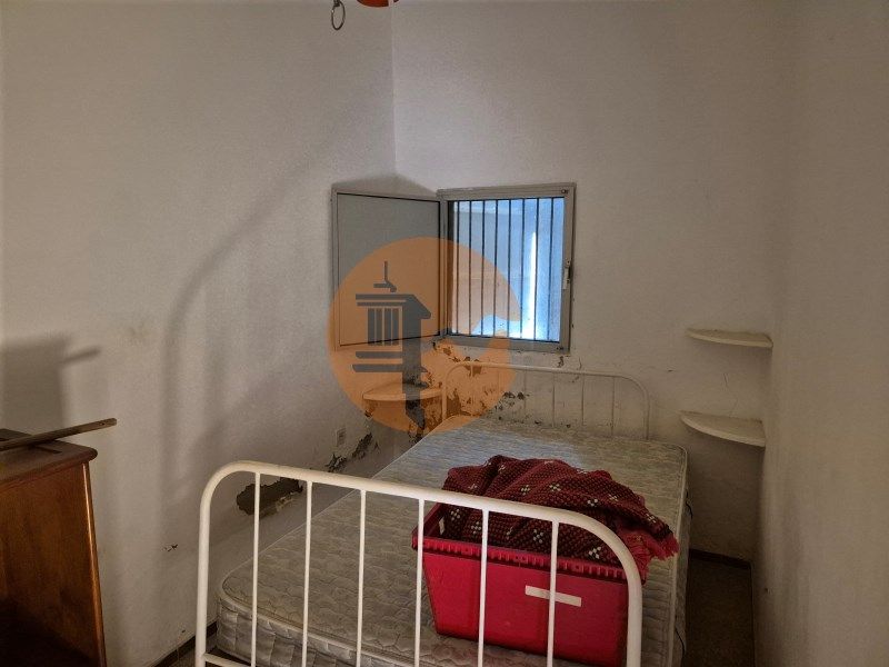 Property photo 3 of 38