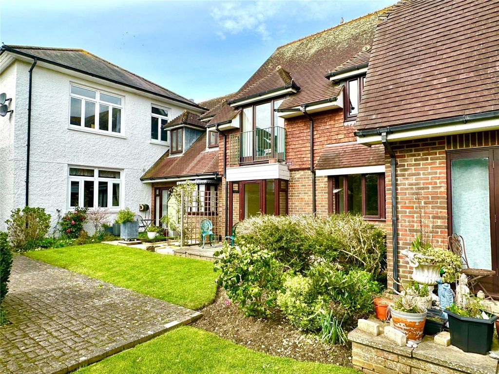 Property photo 1 of 9 Picture No. 23