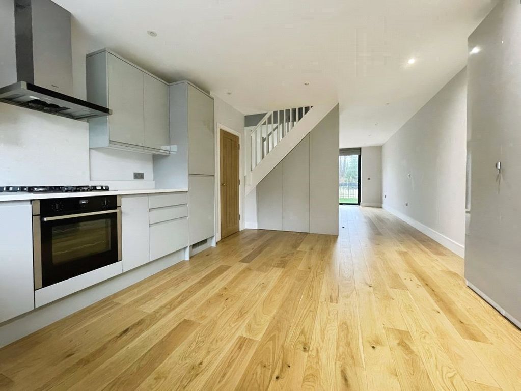 Property photo 3 of 13 Kitchen