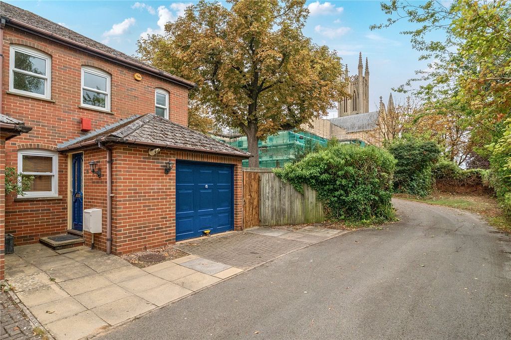 Property photo 1 of 21 Picture No. 18