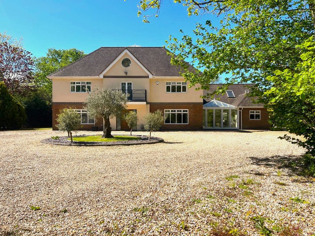 Property photo 1 of 27 Picture No. 89