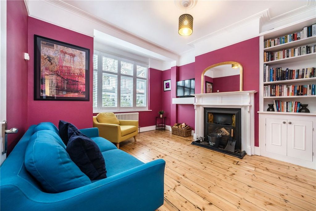 Property photo 2 of 14