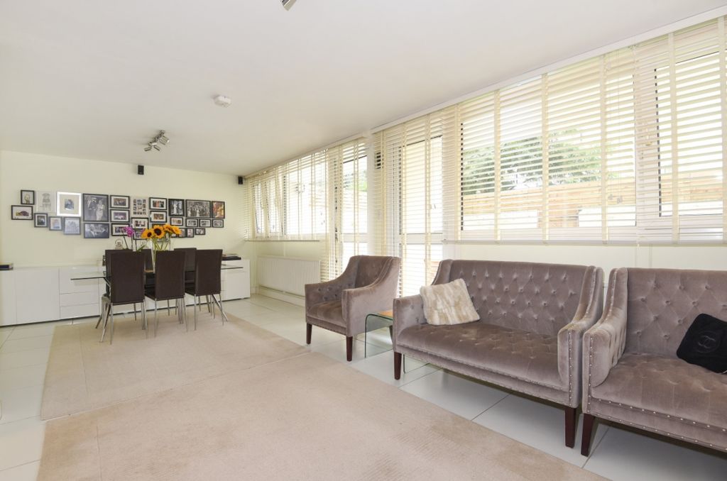 Property photo 3 of 10 123334  (3)c - Copy
