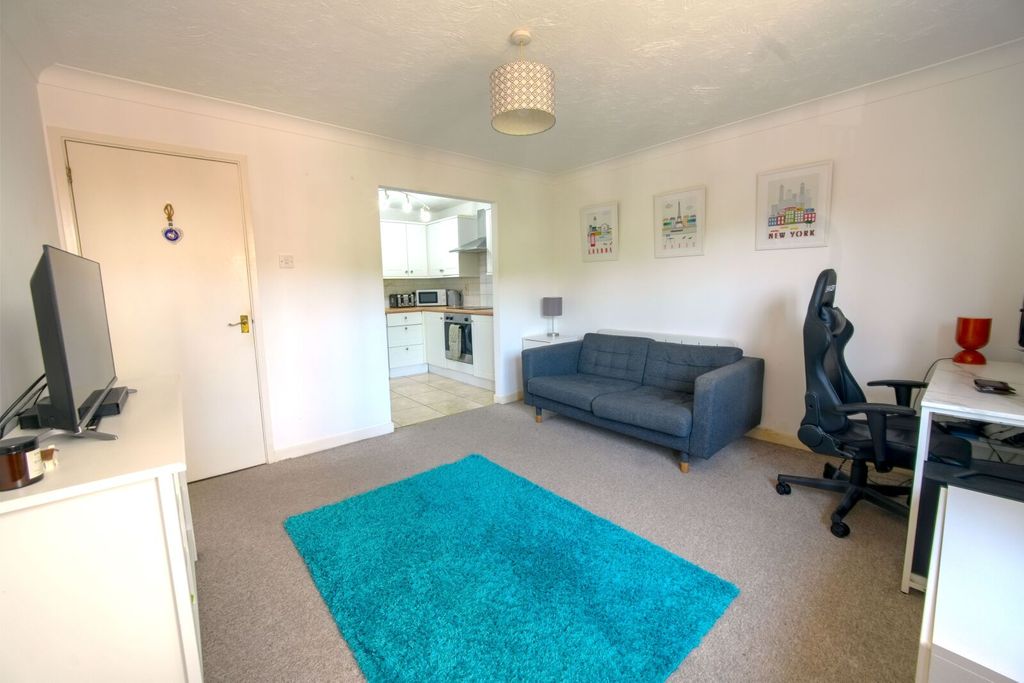 Property photo 3 of 9 Picture No. 13