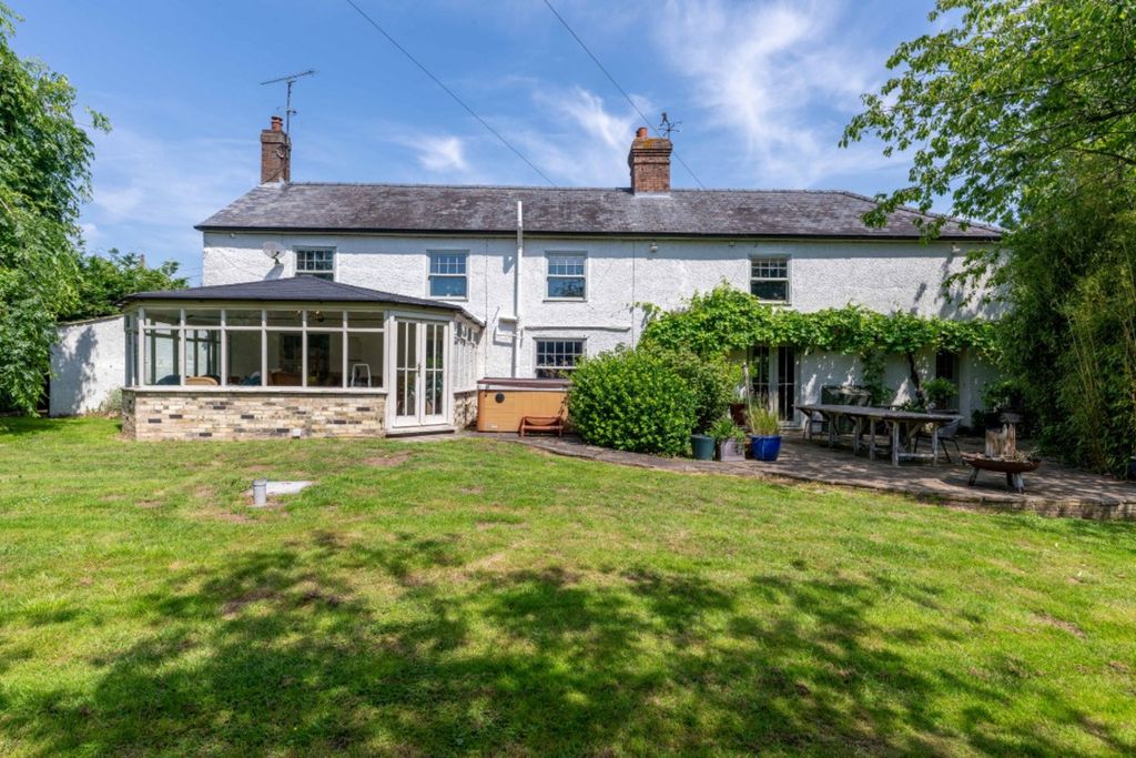 Property photo 1 of 38