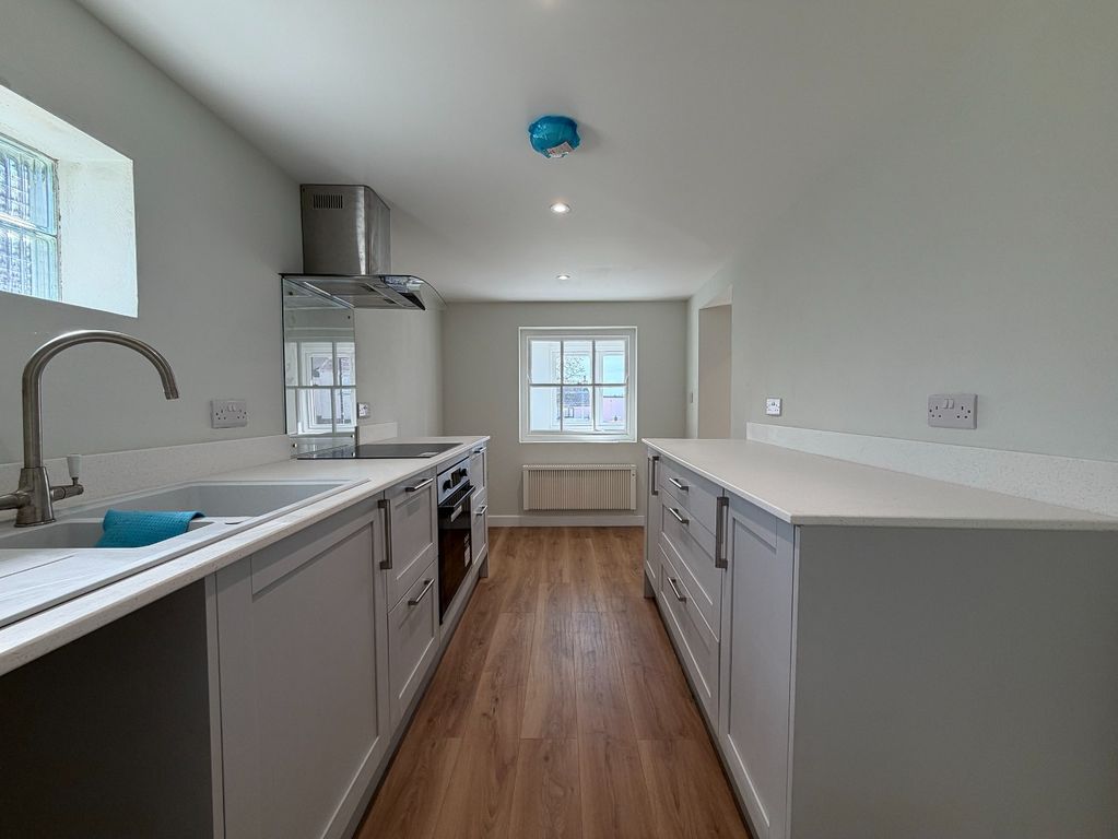 Property photo 3 of 24 3379739