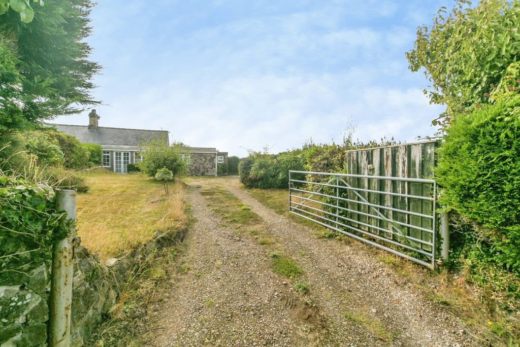 Property photo 3 of 24 Pbox-Img.Jpg
