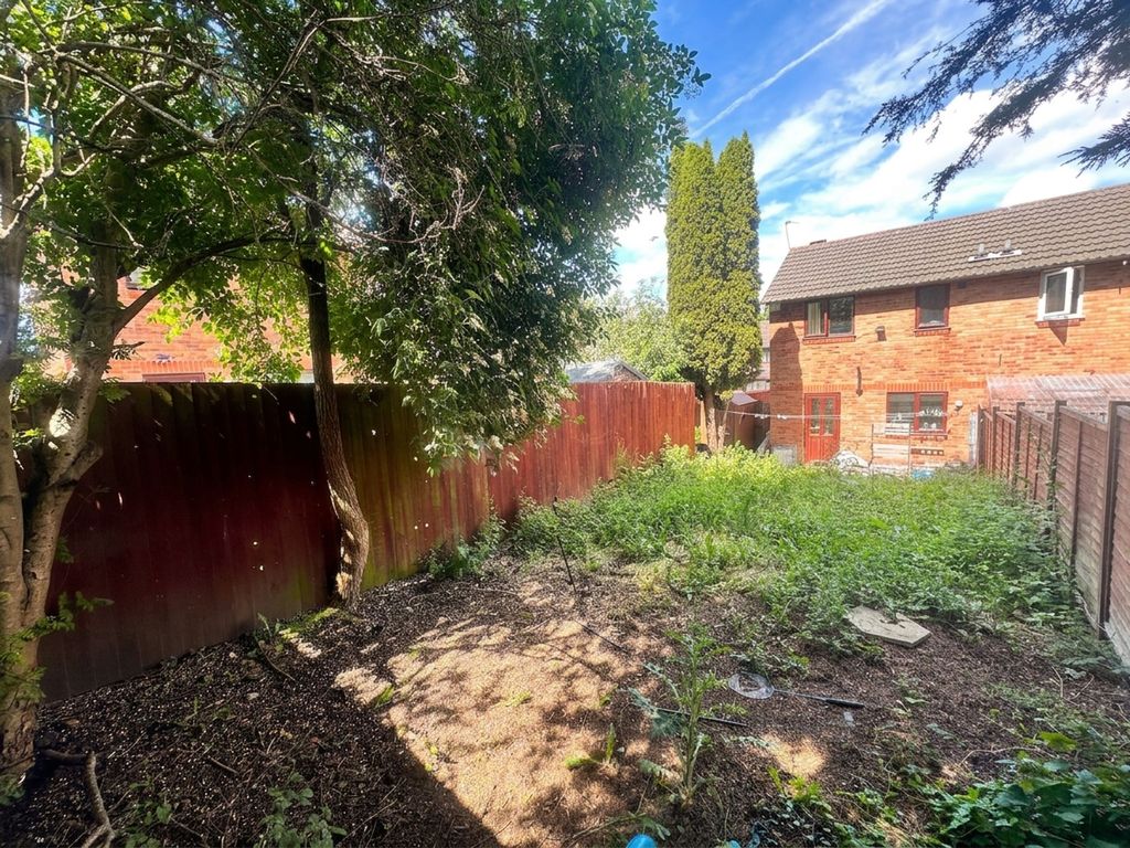 Property photo 2 of 13