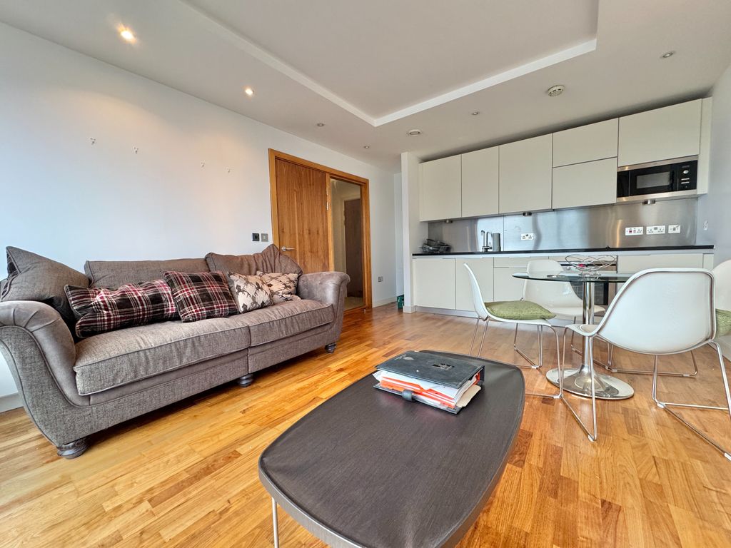 Property photo 2 of 22