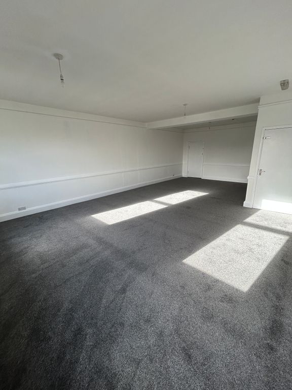 Property photo 2 of 7 Img_4064