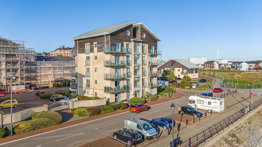 Property photo 1 of 10