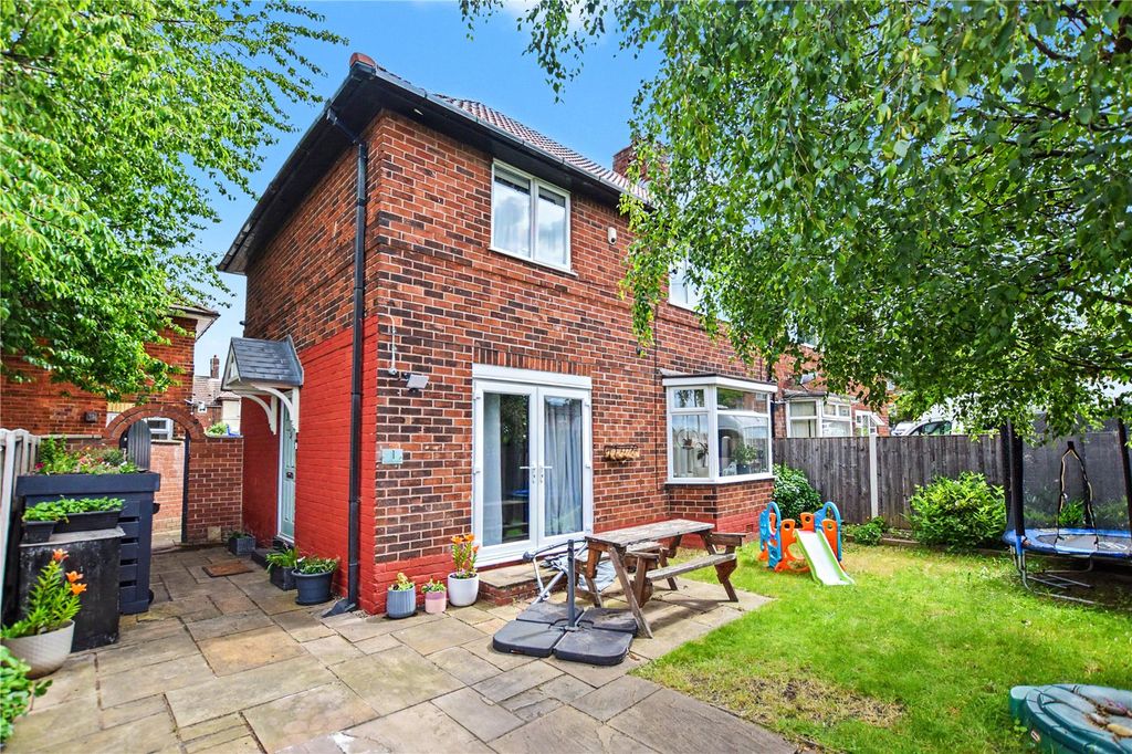 Property photo 1 of 15 Picture No. 22