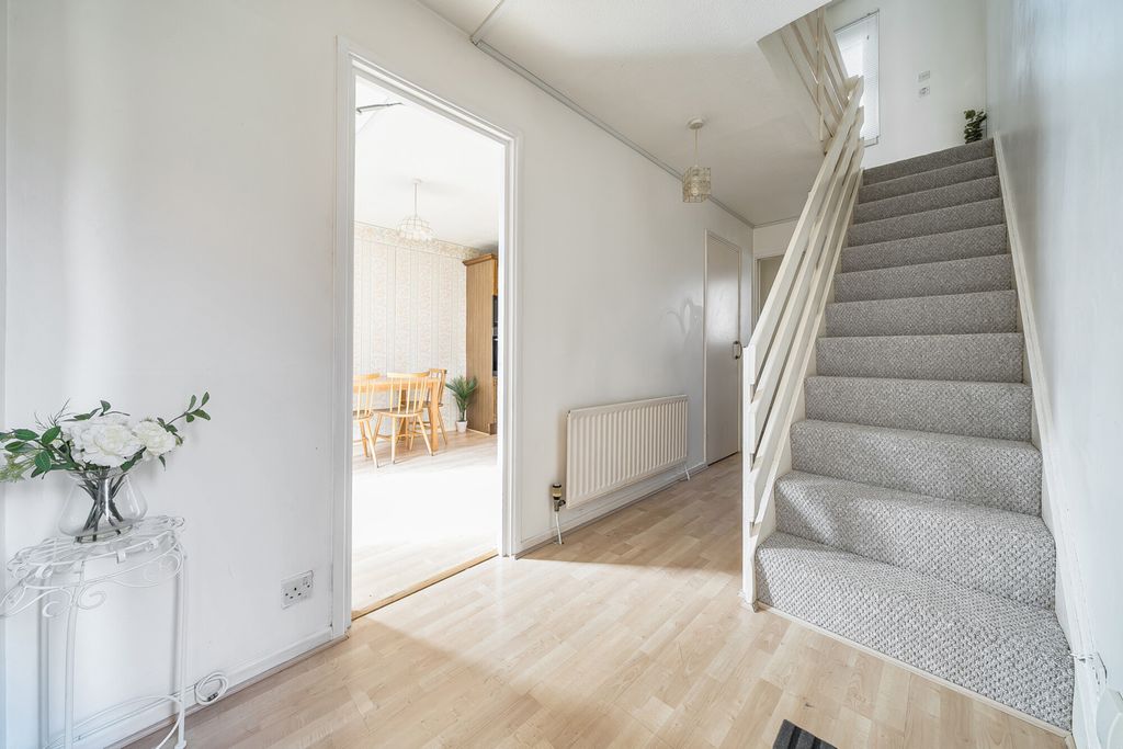 Property photo 2 of 22 Entrance