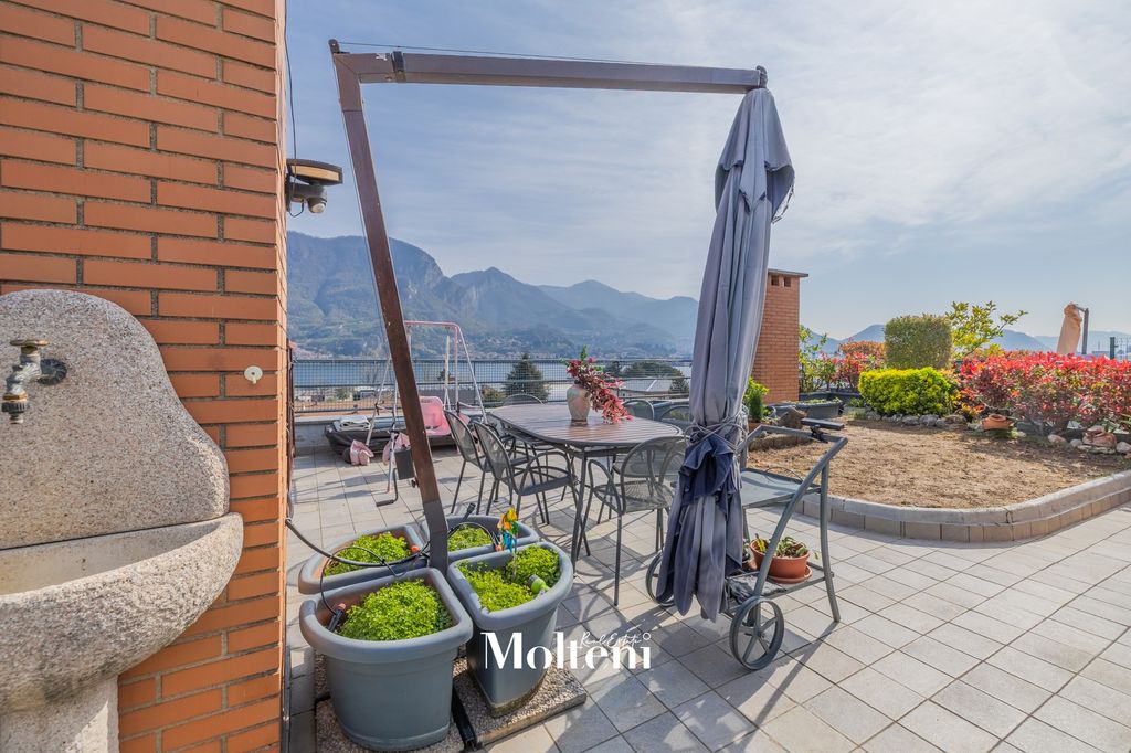 Property photo 2 of 39