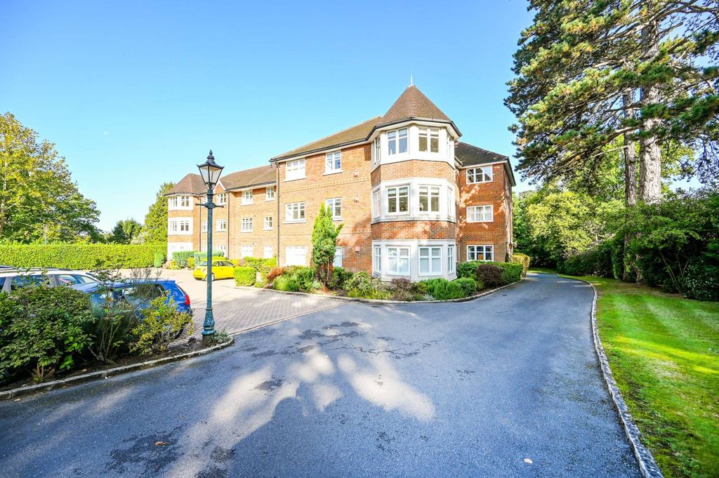 Property photo 3 of 13