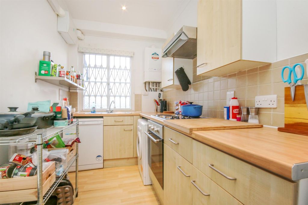 Property photo 2 of 10 Img_1213.Jpg