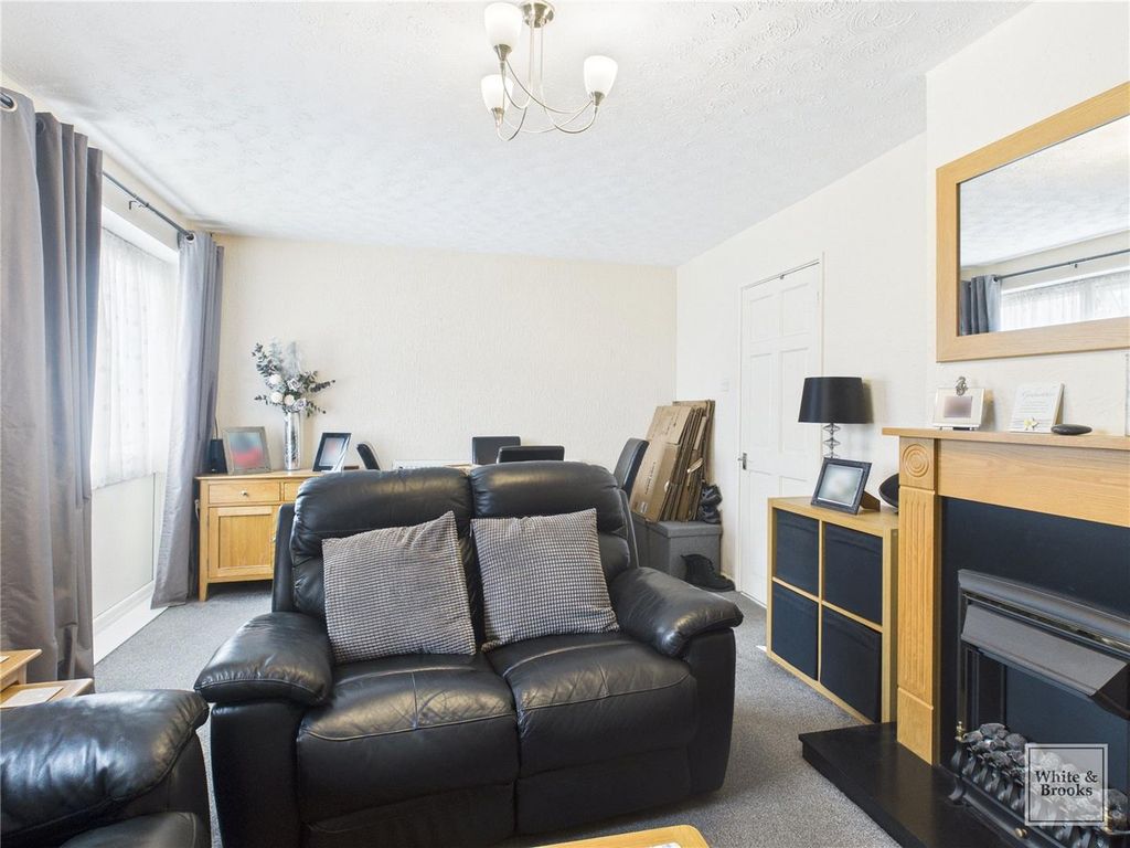 Property photo 3 of 17 3.Jpg