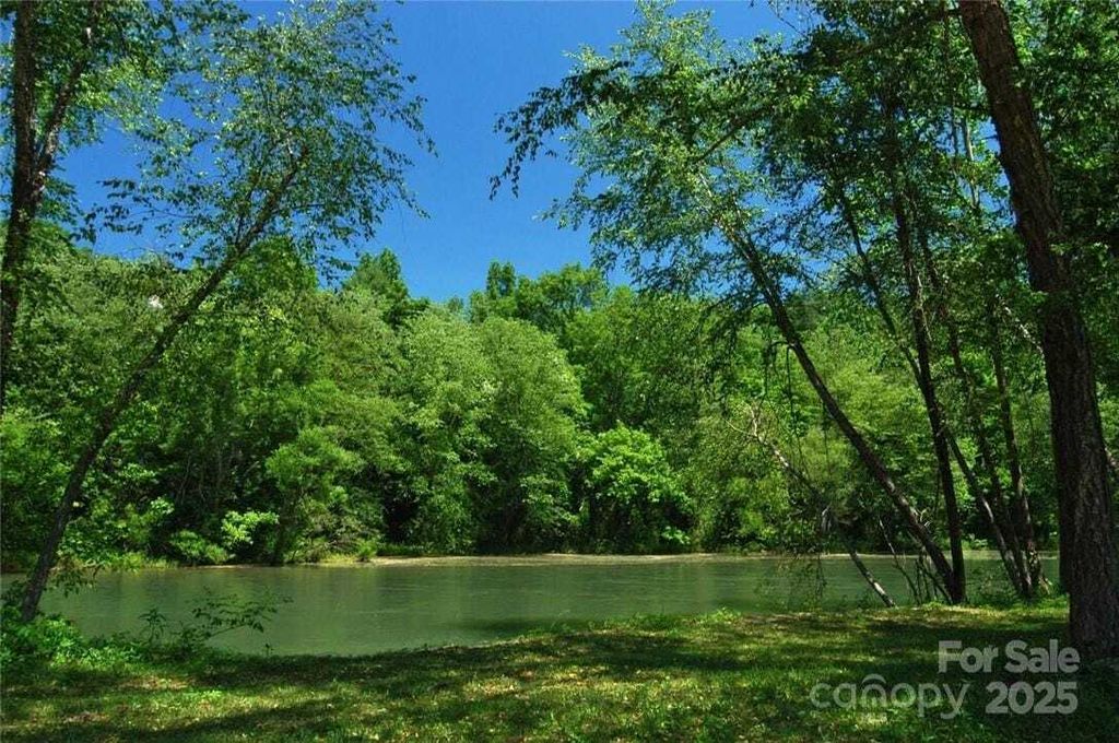 Property photo 3 of 13 <Alttext/>