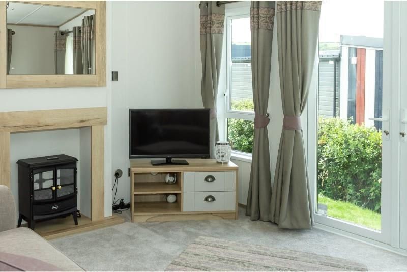 Property photo 2 of 9 007871 6 20260216 00.Jpeg