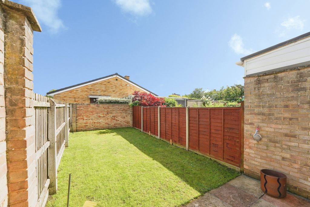 Property photo 2 of 11 Pbox-Img.Jpg