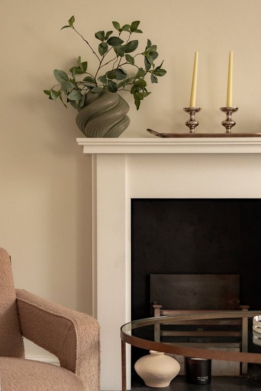 Property photo 3 of 16 Fireplace