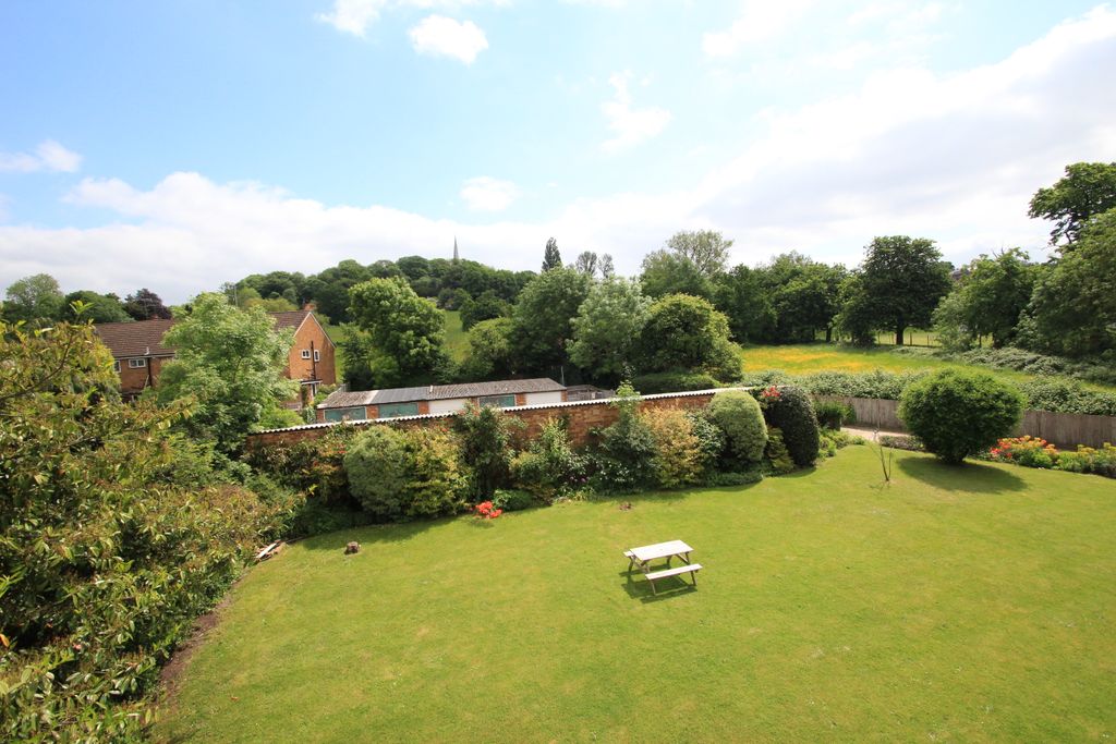 Property photo 2 of 11 View