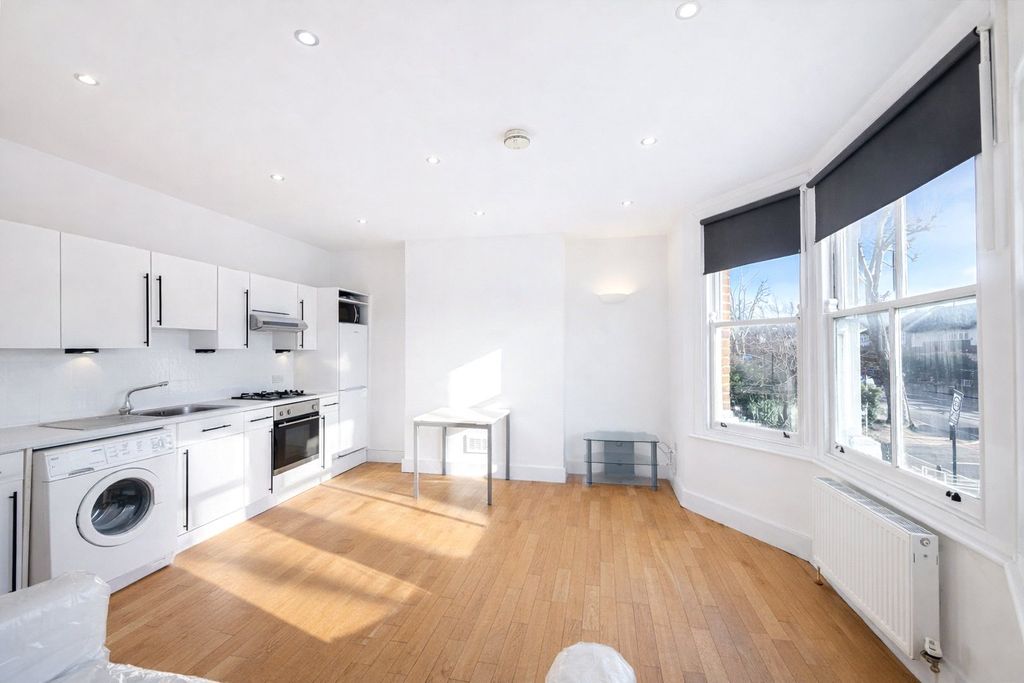 Property photo 1 of 9 Picture 1