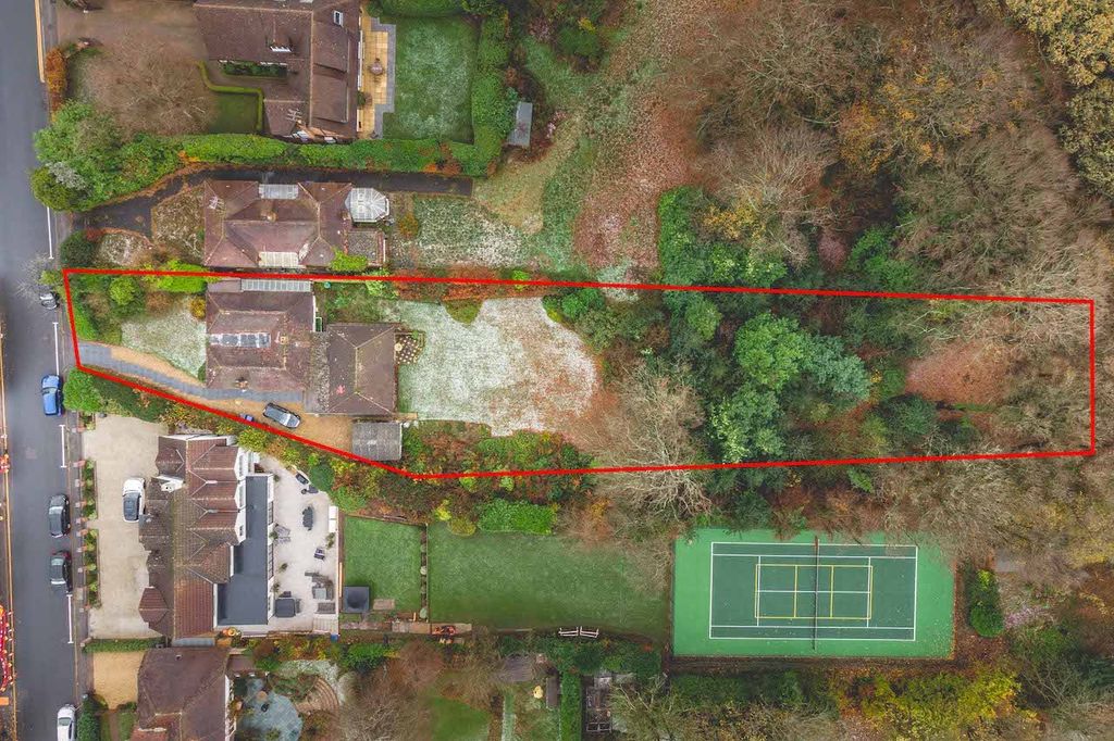 Property photo 2 of 7