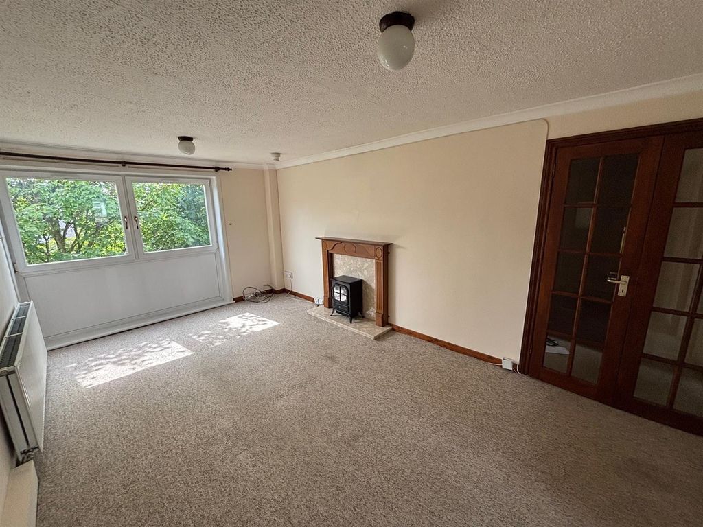 Property photo 2 of 11 2G.Jpg