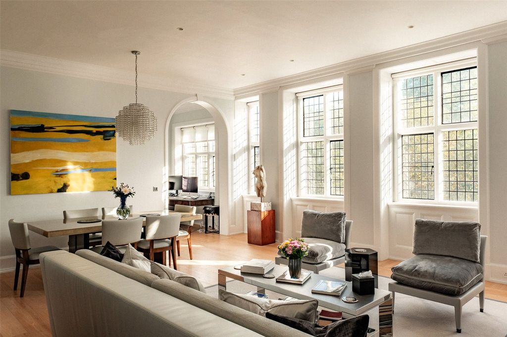 Property photo 2 of 10 Drawing Room