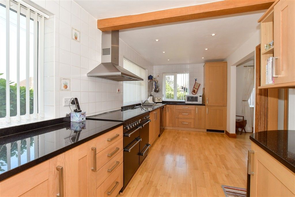 Property photo 2 of 26 Kitchen
