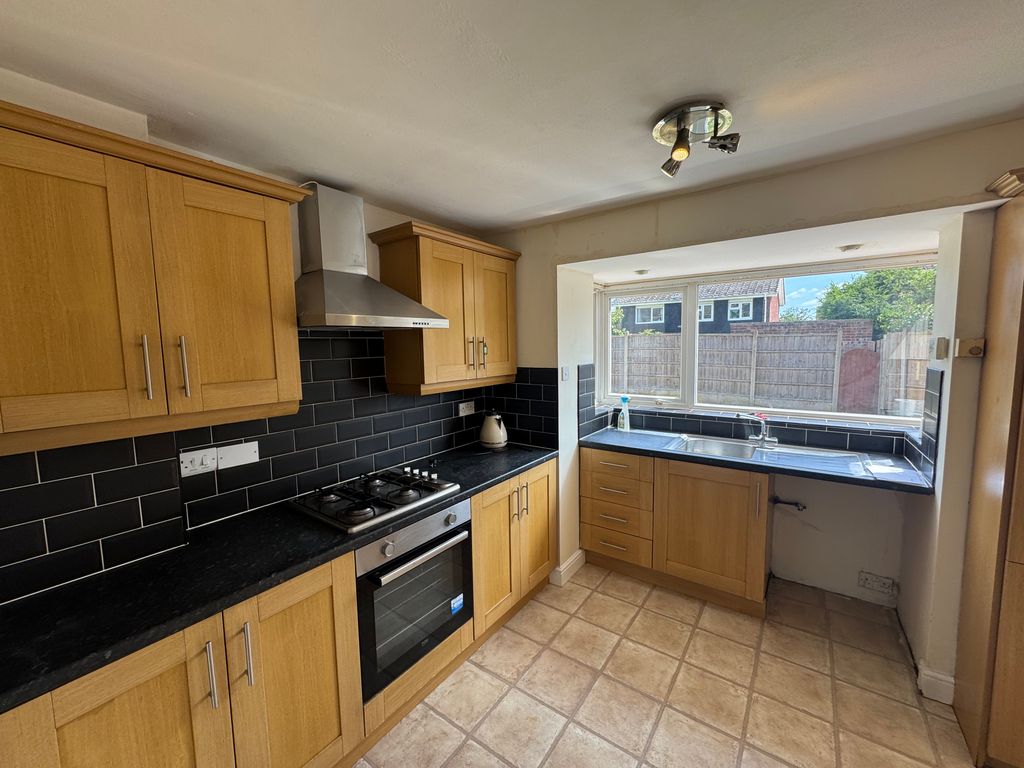 Property photo 2 of 16 Image