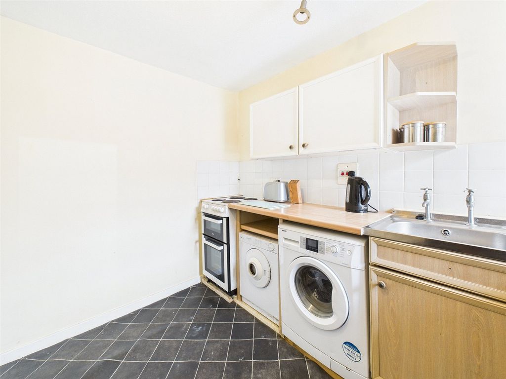 Property photo 2 of 19 Picture No. 02