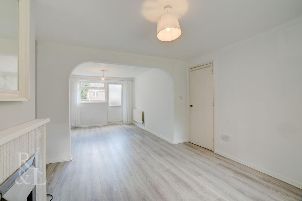 Property photo 3 of 16 Bb (3).Jpg