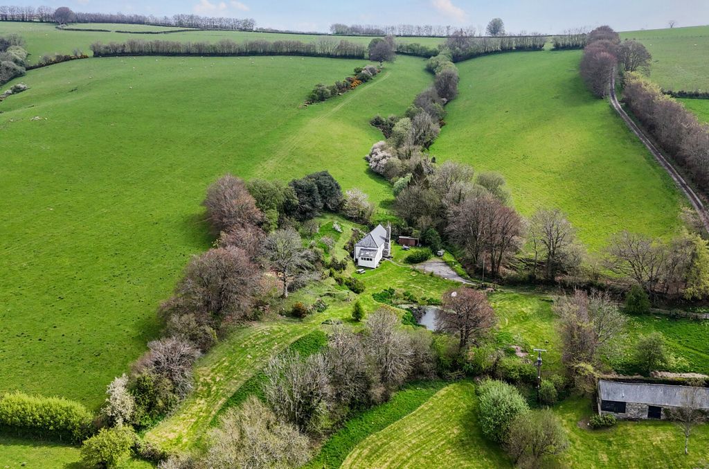 Property photo 3 of 27 1282755 (6)d.Jpg