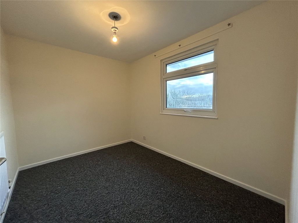 Property photo 2 of 15 Picture No. 03