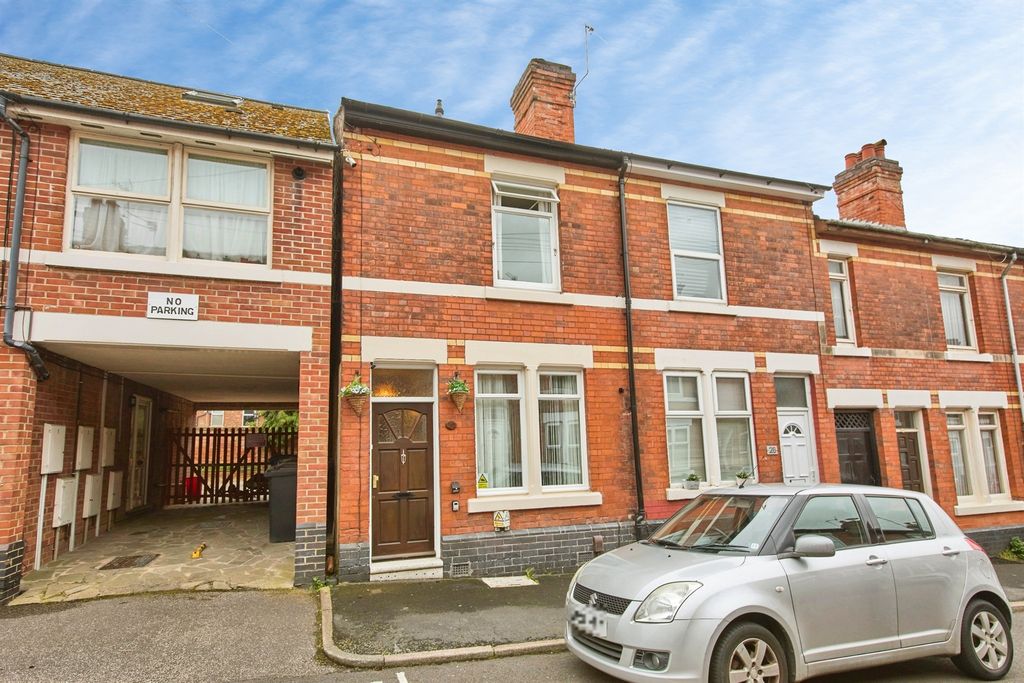 Property photo 1 of 20