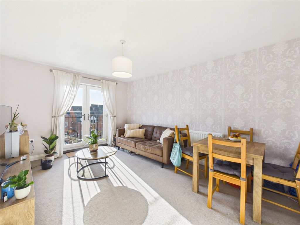 Property photo 2 of 8 Picture No. 06