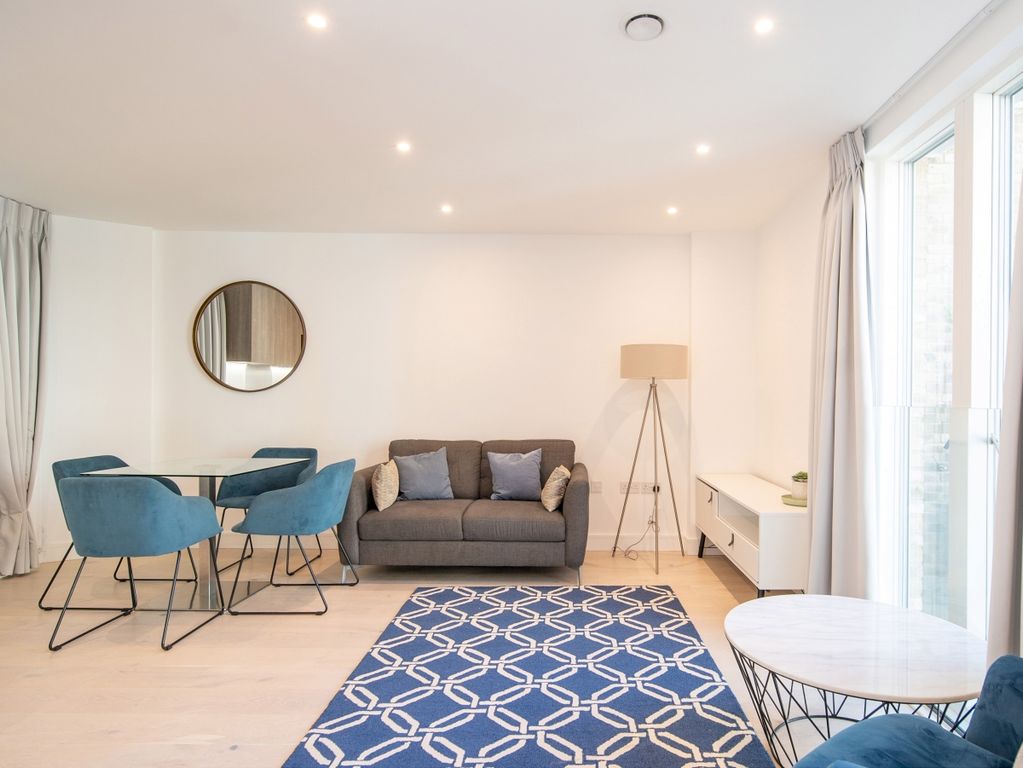 Property photo 1 of 11