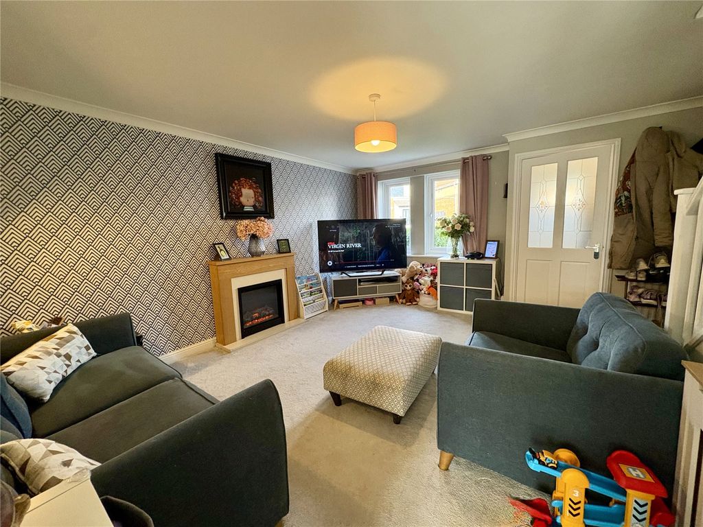 Property photo 3 of 13 Living Room