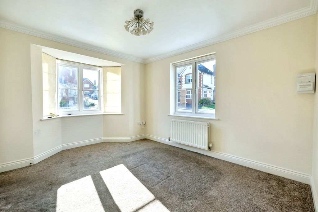Property photo 3 of 20