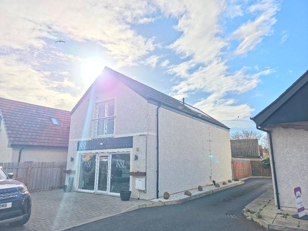 Property photo 2 of 12 Photo 11