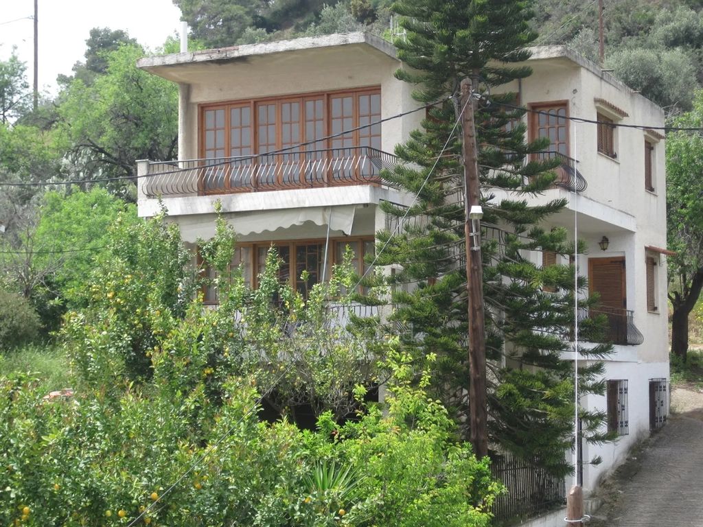 Property photo 1 of 24